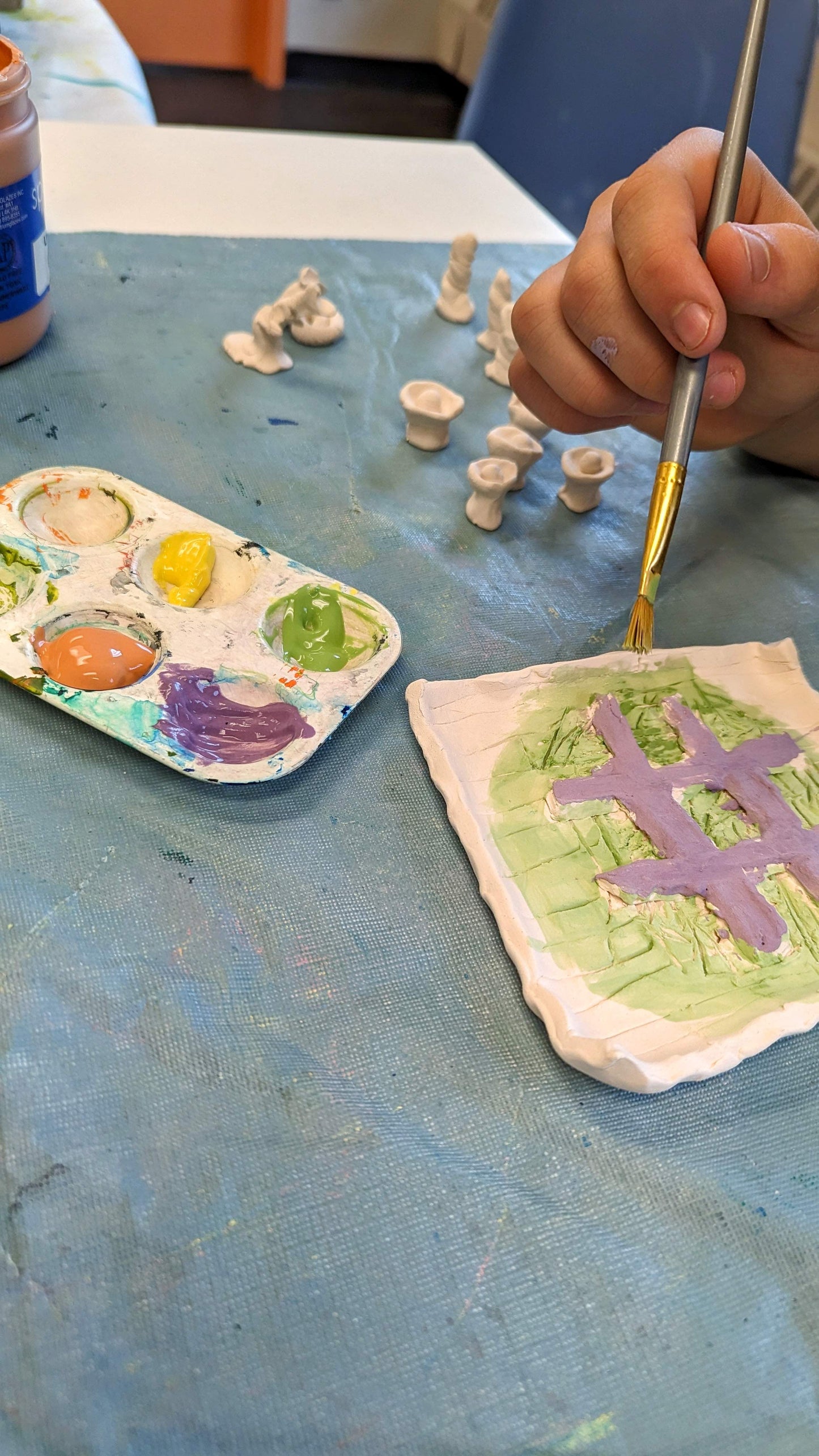 Kids Clay Pottery Class at Chu Chu!
