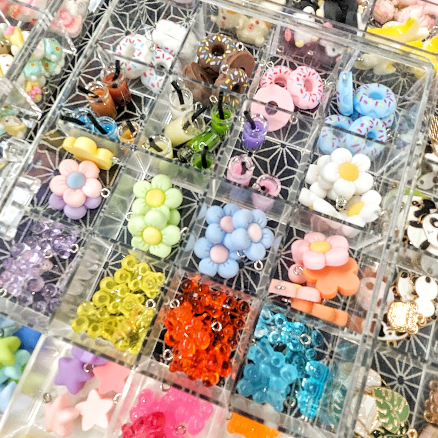 Resin Jewellery Class & Charm Bar