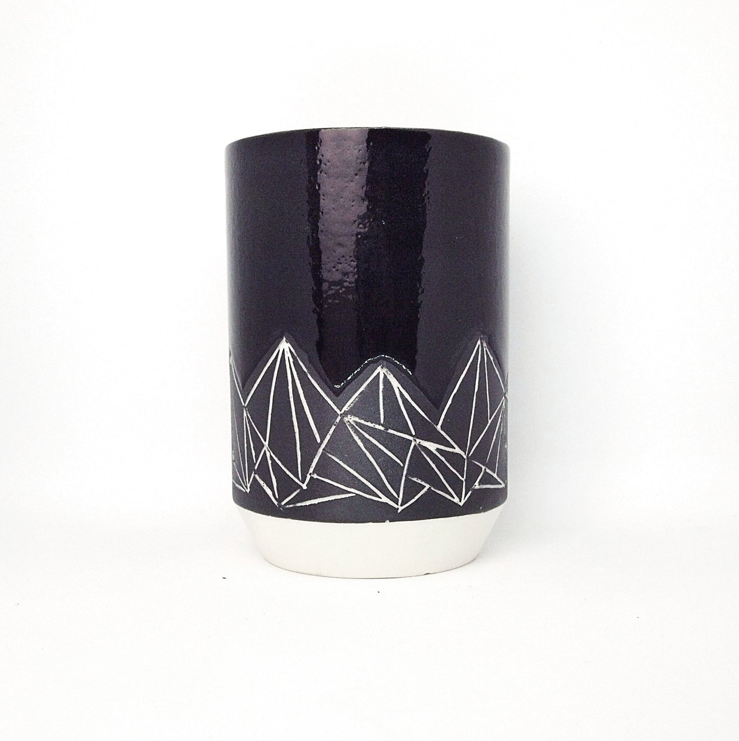 Geometric Mountain Tumbler - Black