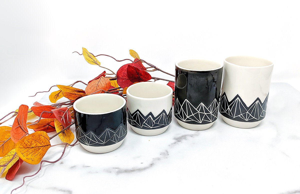 Geometric Mountain Cup - White and Black